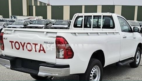 White Toyota Hilux pickup